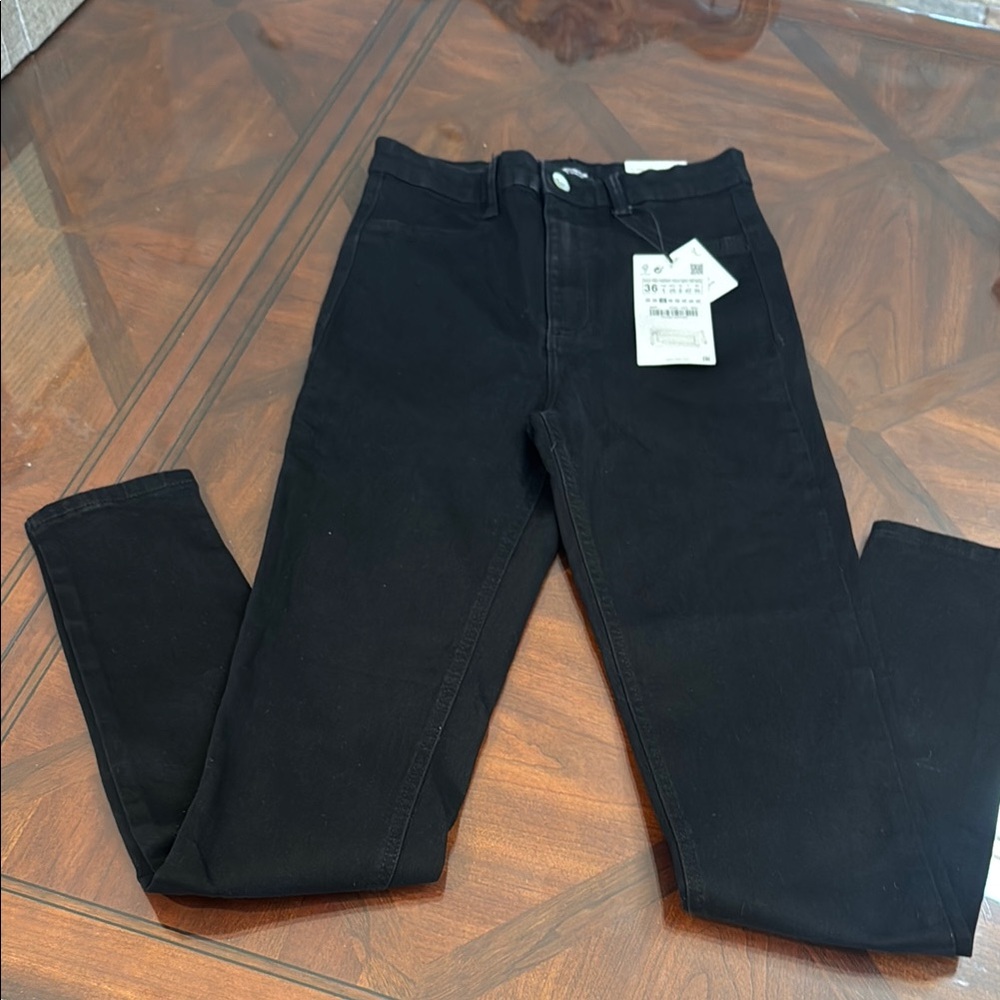 Zara Black Ankle Length Jeans